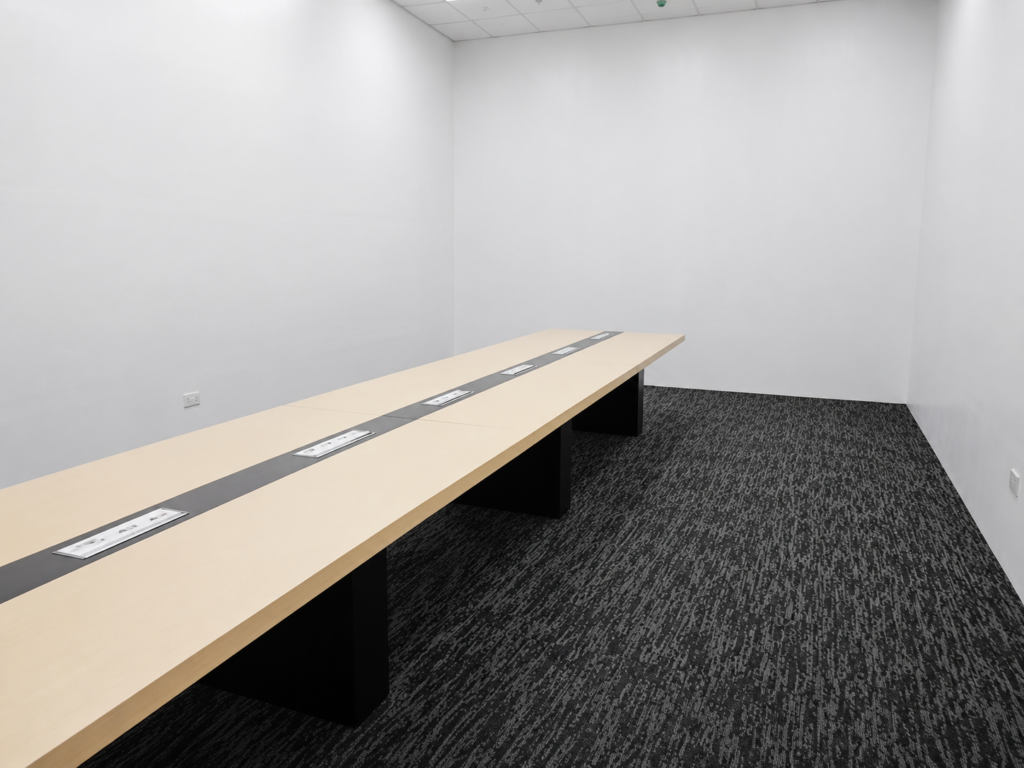 power outlet pada meja meeting custom 600 cm