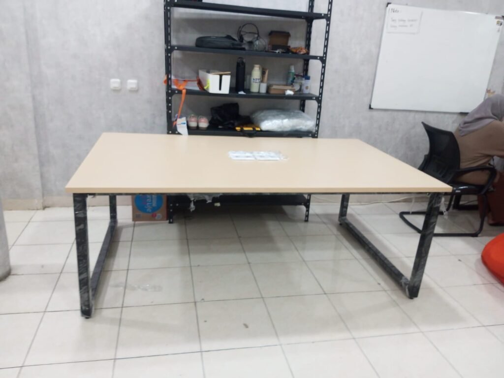 meja meeting custom 200 x 120 cm dengan kaki besi hitam