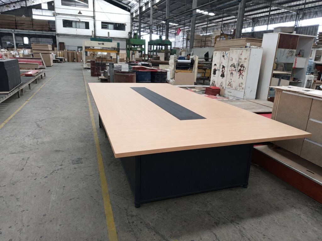 top table meja meeting custom 360 cm dengan laminating PVC
